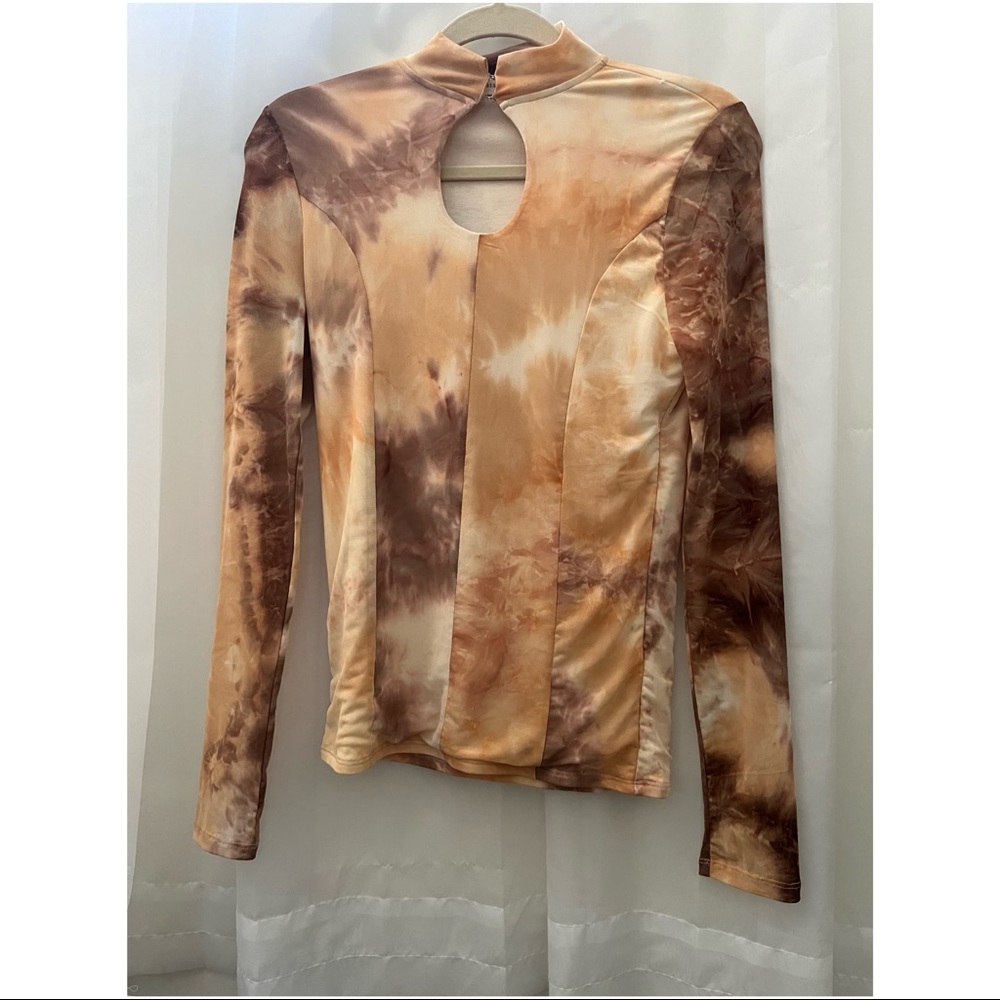 Long sleep / abstract top